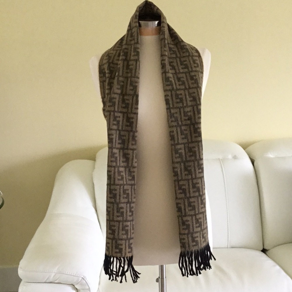 FENDI SCARF